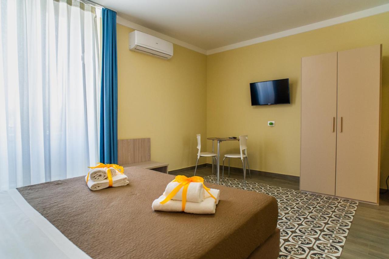 Historico Loft & Rooms Palazzo Adragna XIX Trapani Eksteriør bilde